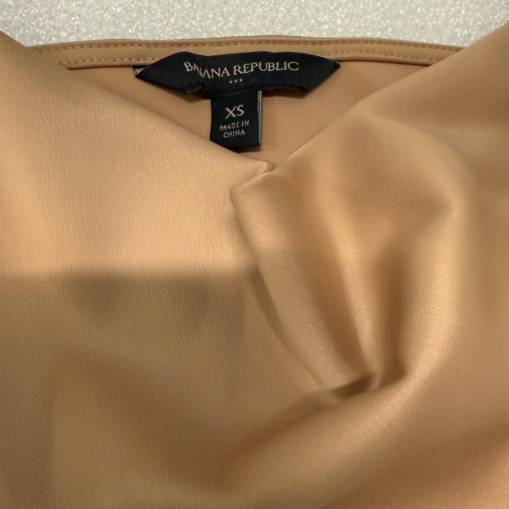Banana Republic Tan Satin Camisole Top - Picture 4 of 12